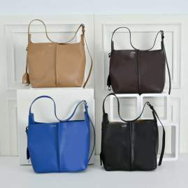 Picture of Loewe Handbags _SKUfw239916663fw